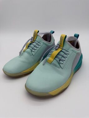 Clove Classic sneakers Apple Jade size 9.5 Women’s